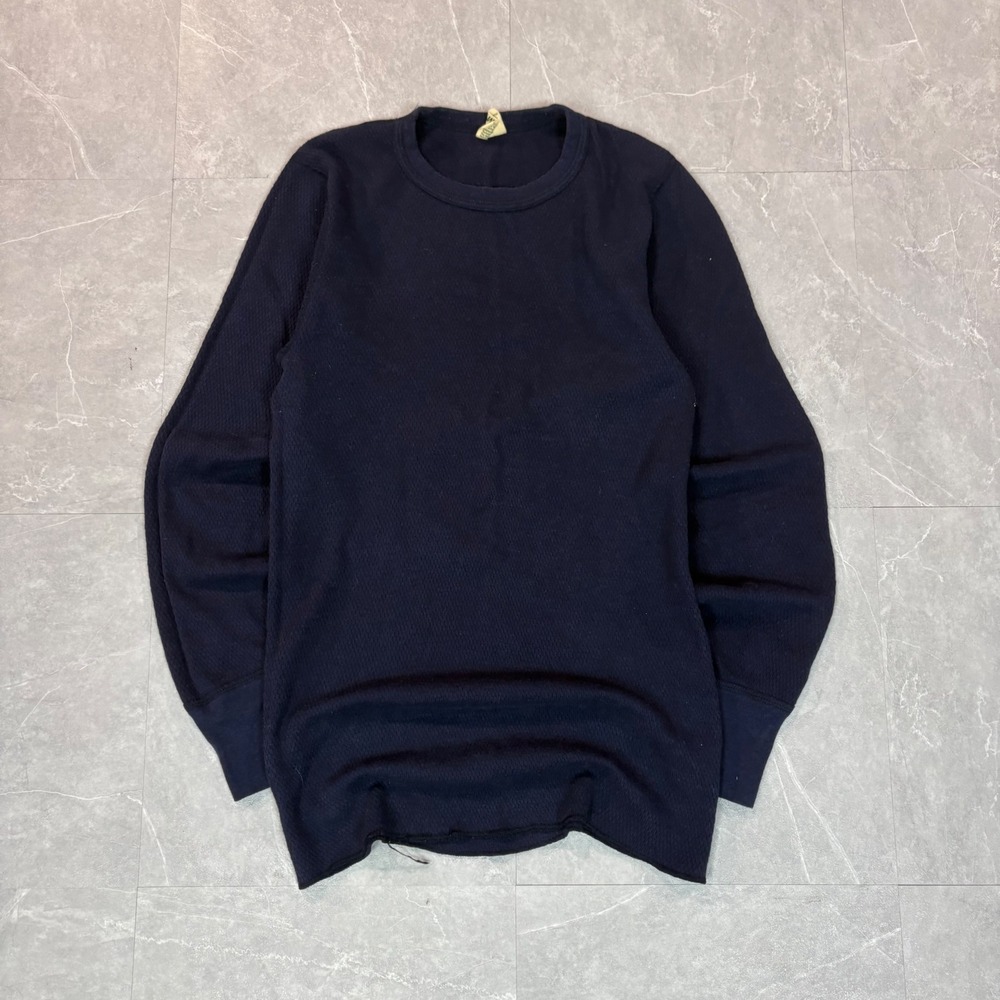 1980's Blue thermal long‎ sleeve